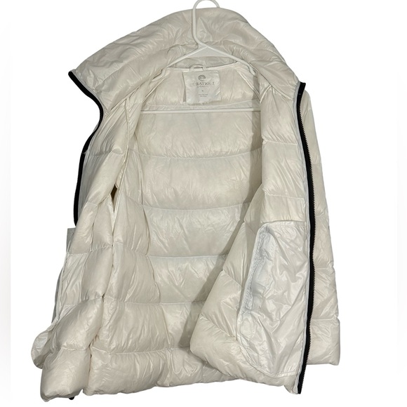 Curations Caravan White Packable Puffer Cape Jacket XS Hooded - Picture 3 of 12